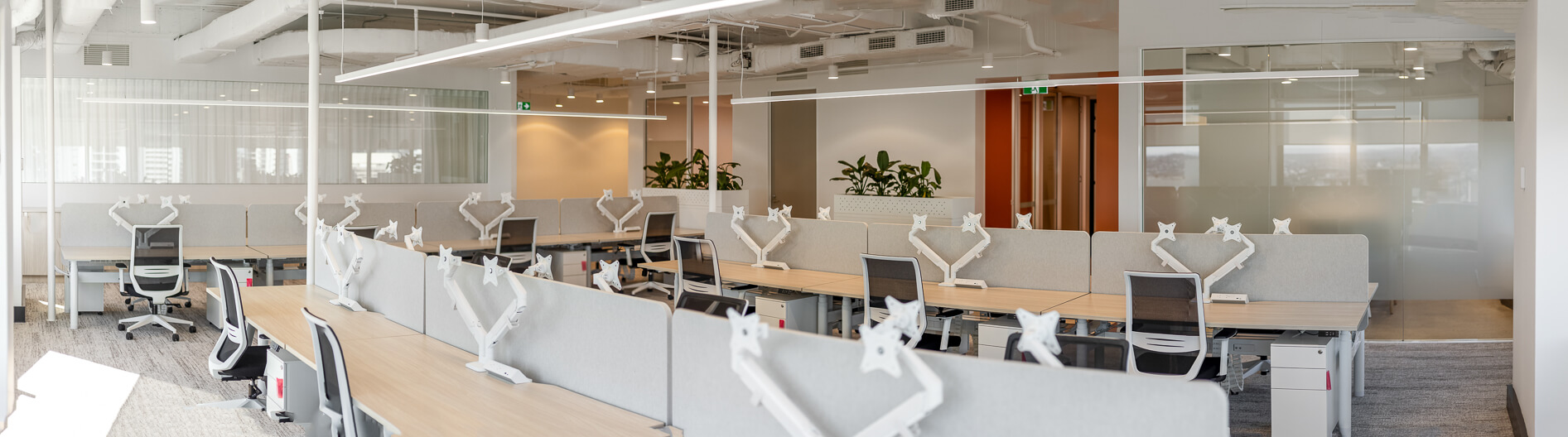 office design fitout brisbane for HDI Global by RAW Commercial Projects