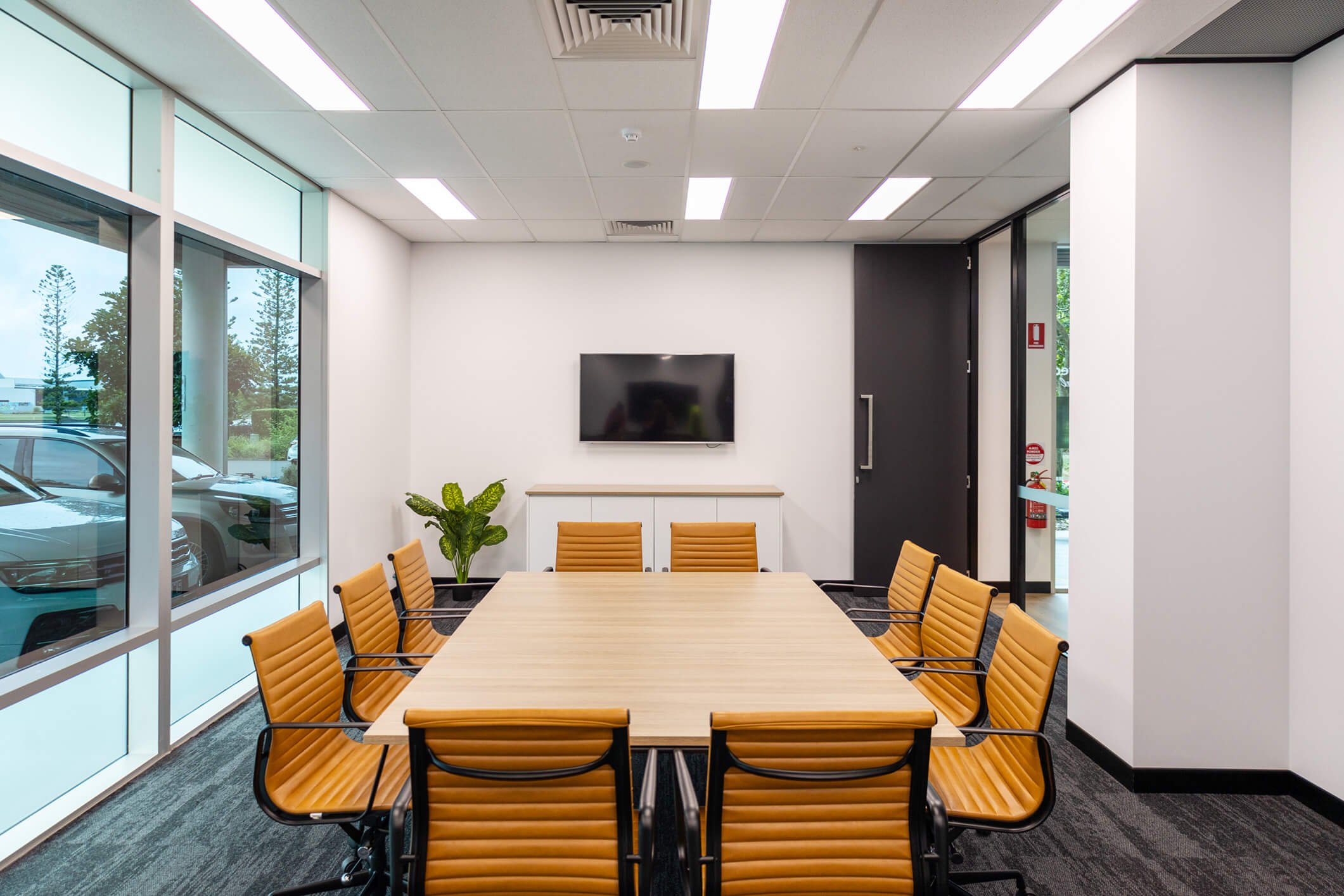 commercial-office-fitouts-home-instead-birtinya-sunshine-coast-raw-commercial-projects